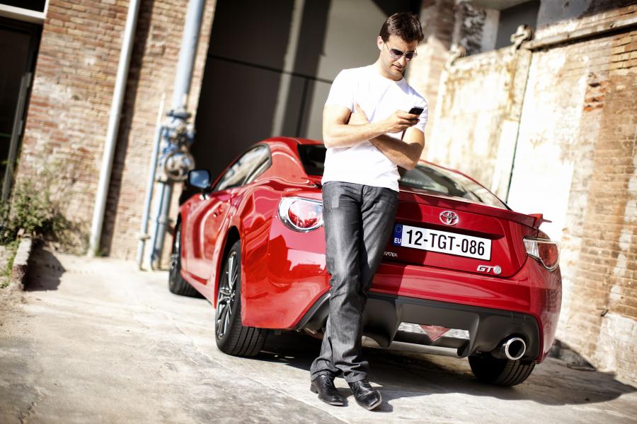  Toyota GT 86 2012 года  (фото 83 из 106)